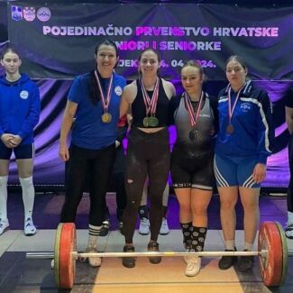 Imagem da notícia Atleta Vegana Vence Campeonato Nacional de Levantamento de Peso na Croácia